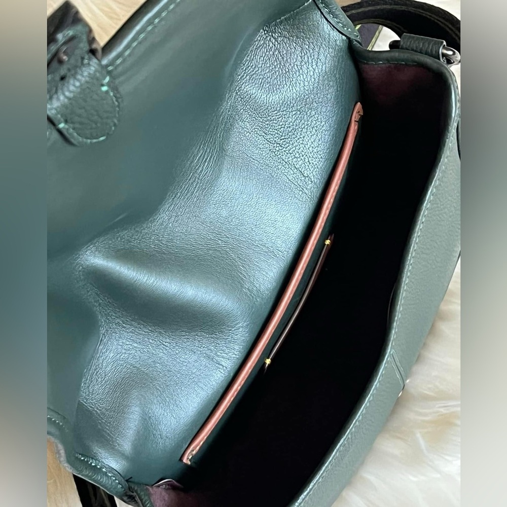 💰SOLD - C5382 - Coach Hitch Crossbody with Varsity Stripe - Picture 9 of 12